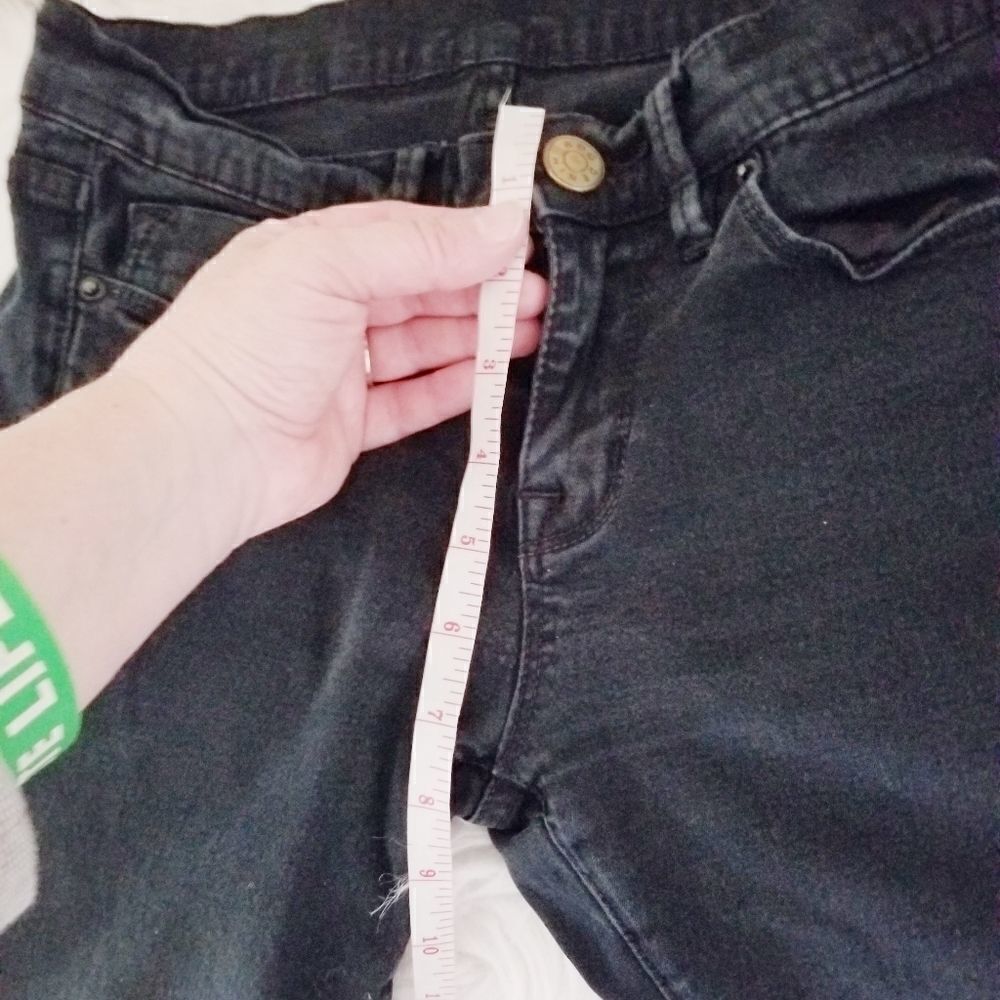 BDG black denim twig mid rise jeans - Picture 3 of 8